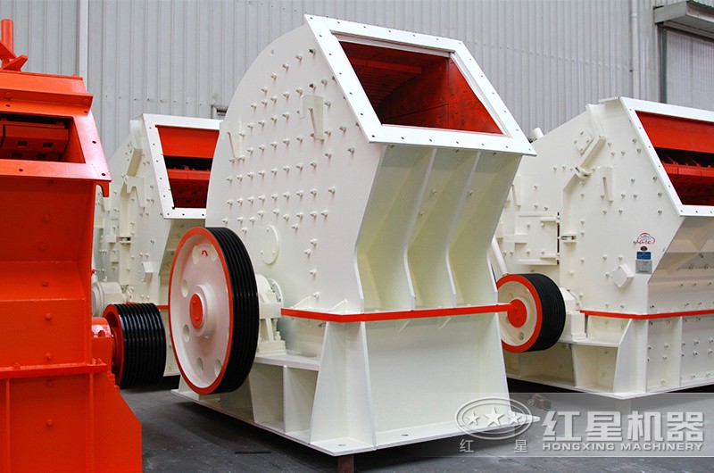 錘式破碎機(jī)，可實(shí)現(xiàn)一次成型，粒度均勻